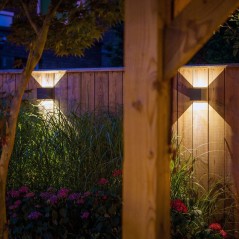 Applique Mauri noir - Luminaire mural Garden Lights - Éclairage Terrasse Bois